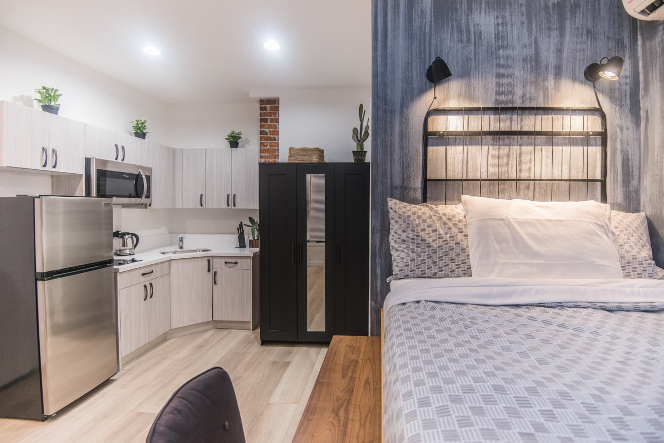 Affordable Clean Private Studio By USC & Expo Park