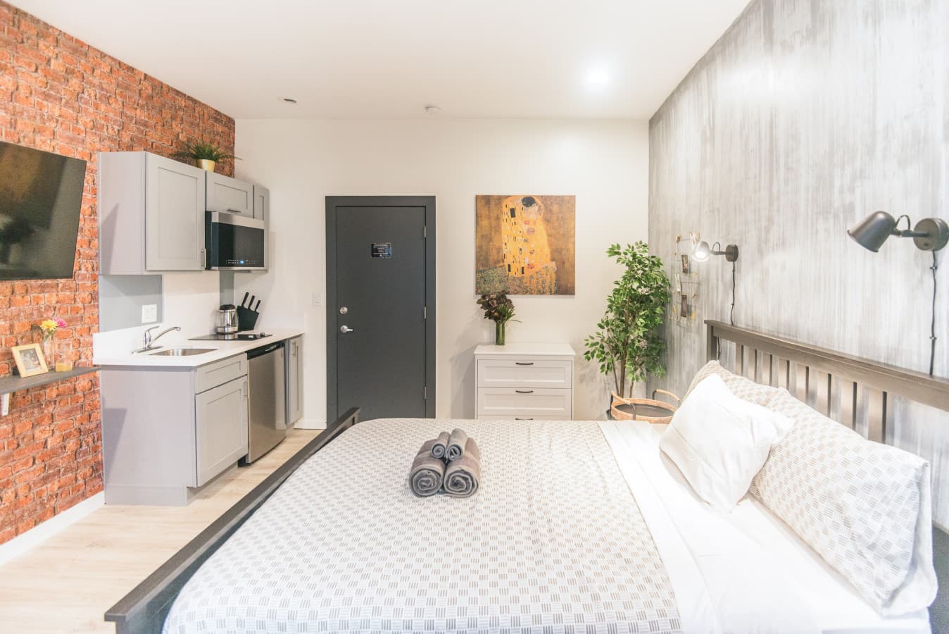 Spacious Studio in University Park - USC DPS Zone