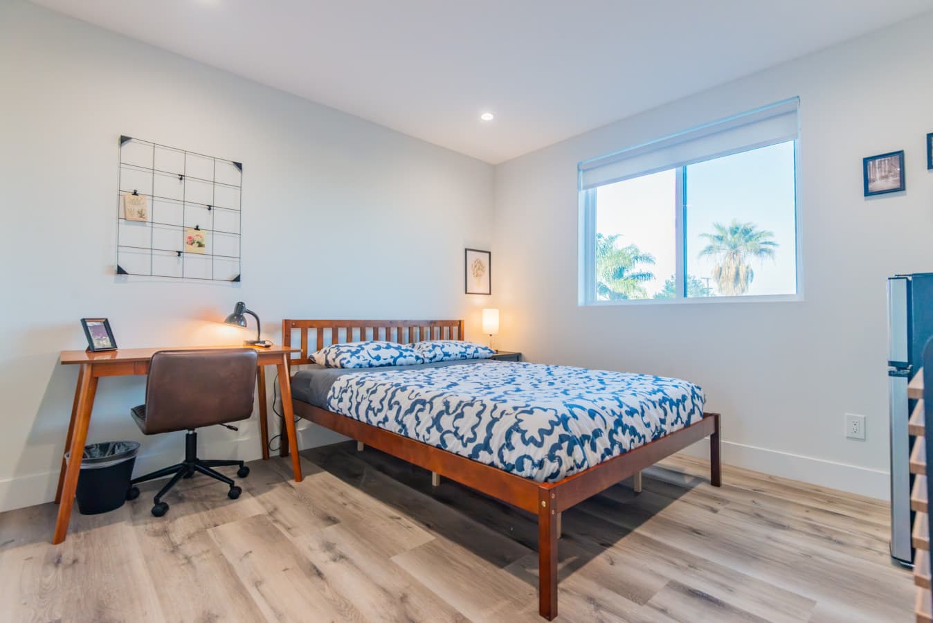 Affordable Private Room Close to Daily Essentials