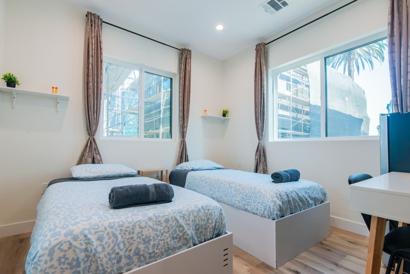 Budget Friendly Clean Bed in Mid City / West LA