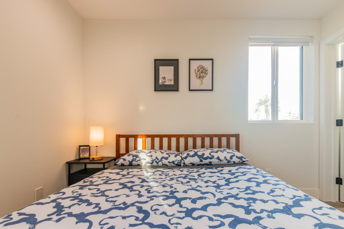 Clean Private Room + Bath in Prime Harbor City
