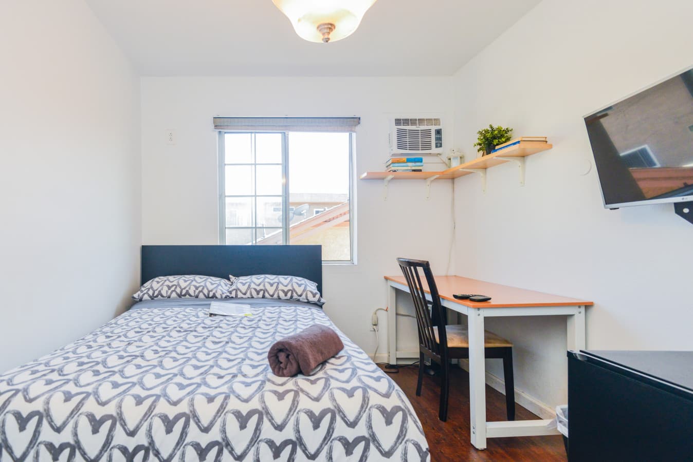 KSB3 - Affordable Clean Private Room, Korea Town