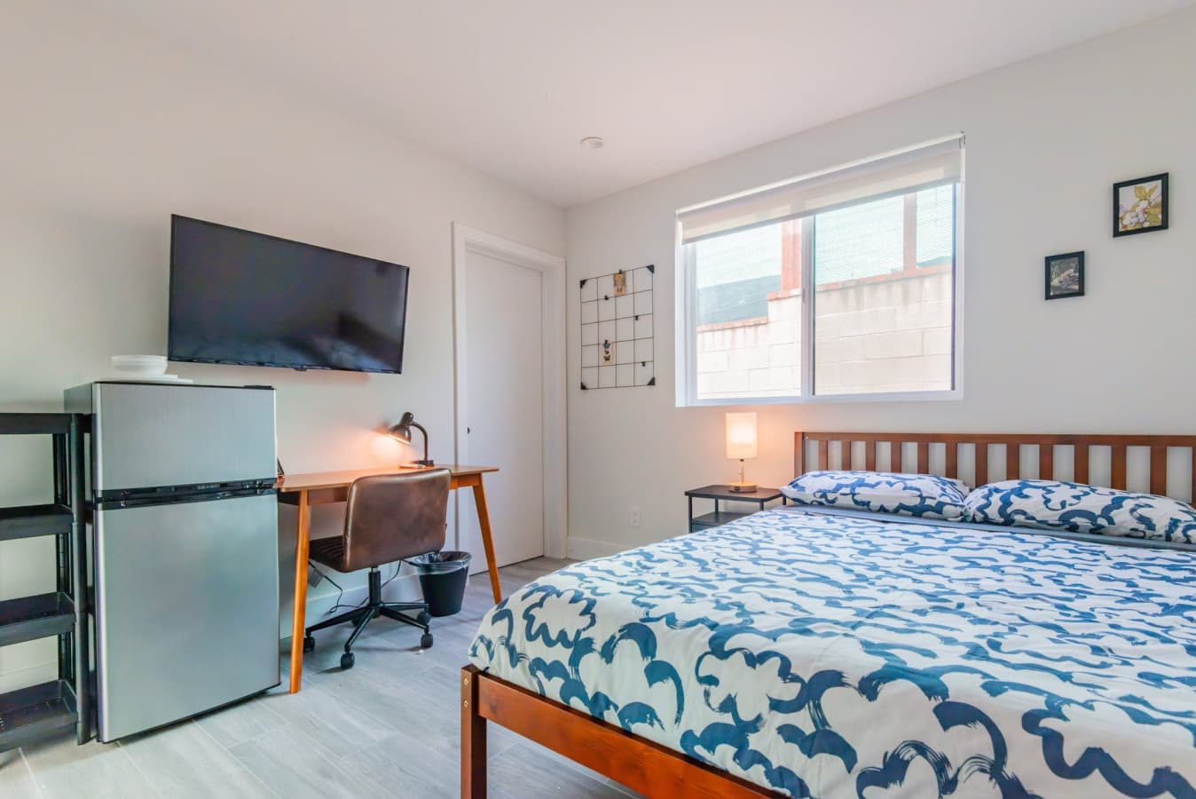 Modern Private Room + Bath Near Kaiser Hospital