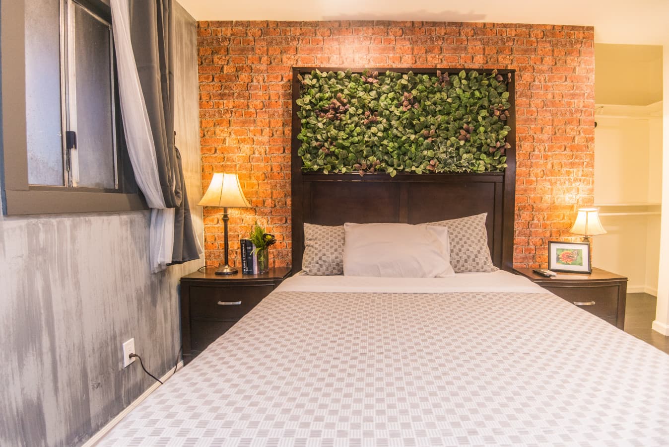Private Room & Ensuite Bath in USC Safe DPS Zone